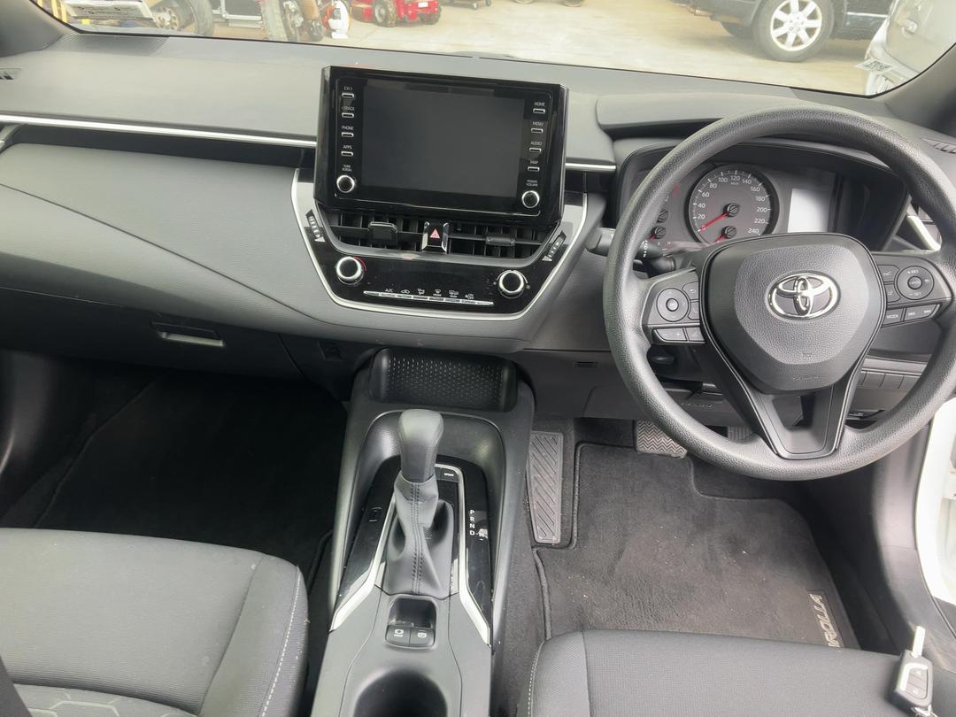 Photo '16' of Toyota Corolla GX Photo '16' of Toyota Corolla GX