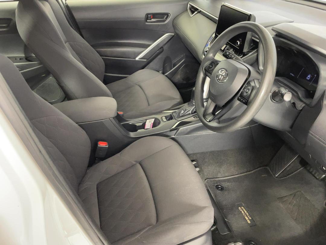 Photo '16' of Toyota Corolla Cross