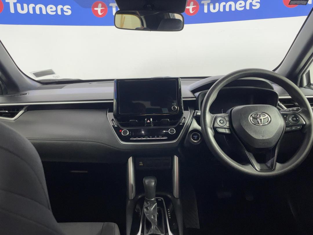 Photo '17' of Toyota Corolla Cross