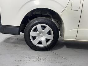 Photo '10' of Toyota Hiace