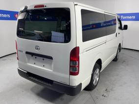 Photo '7' of Toyota Hiace