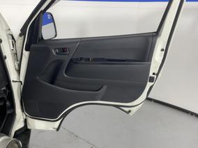 Photo '15' of Toyota Hiace