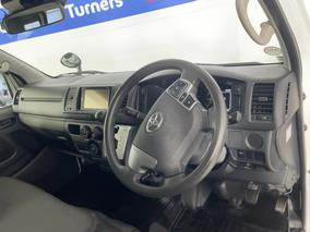 Photo '17' of Toyota Hiace