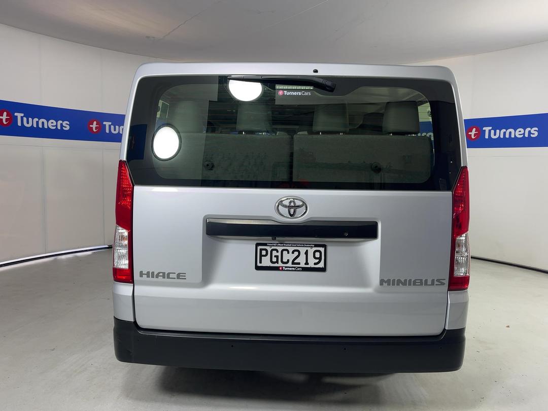 Photo '6' of Toyota Hiace