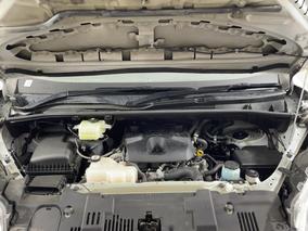 Photo '13' of Toyota Hiace
