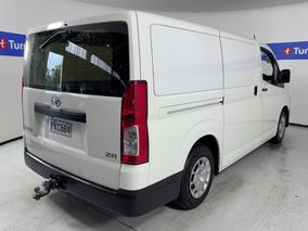 Photo '7' of Toyota Hiace