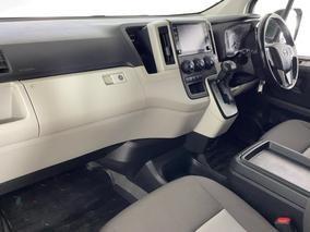 Photo '17' of Toyota Hiace