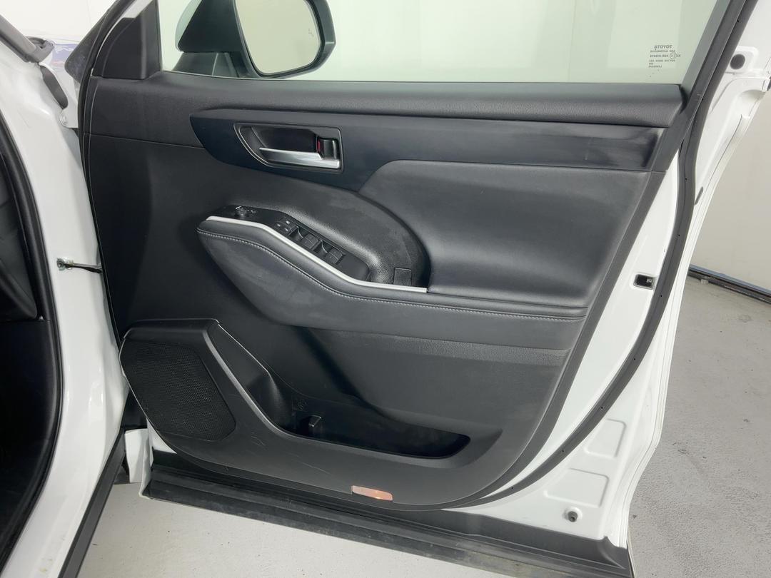 Photo '15' of Toyota Highlander