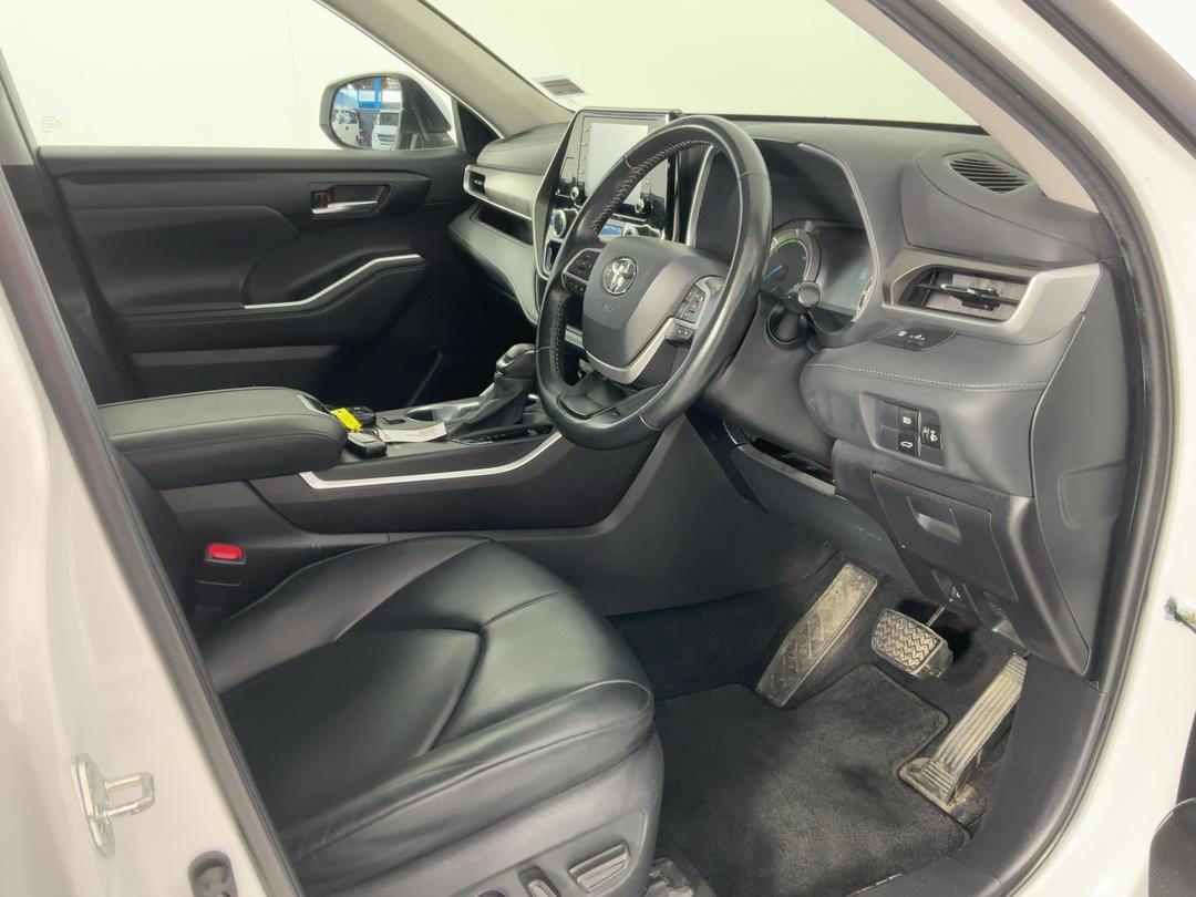 Photo '16' of Toyota Highlander