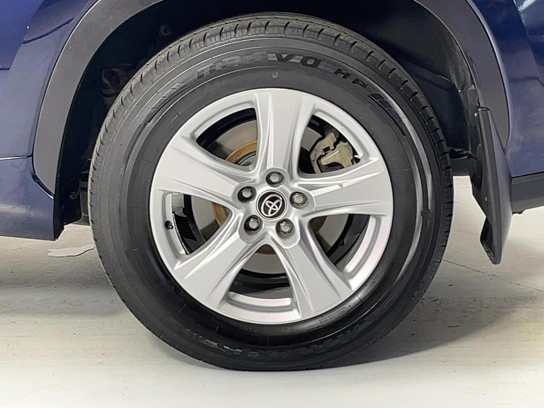 Photo '11' of Toyota Highlander