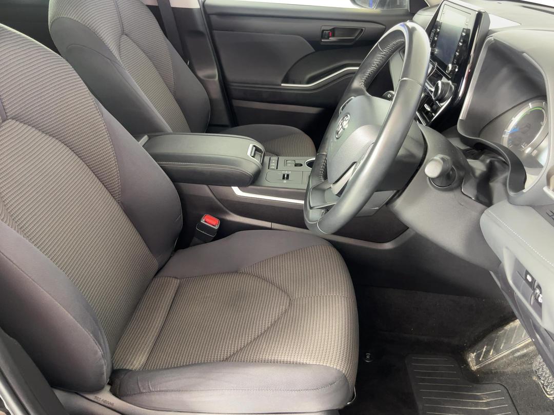 Photo '16' of Toyota Highlander