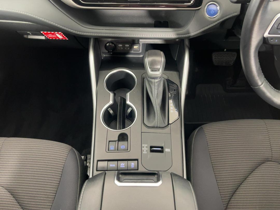 Photo '18' of Toyota Highlander