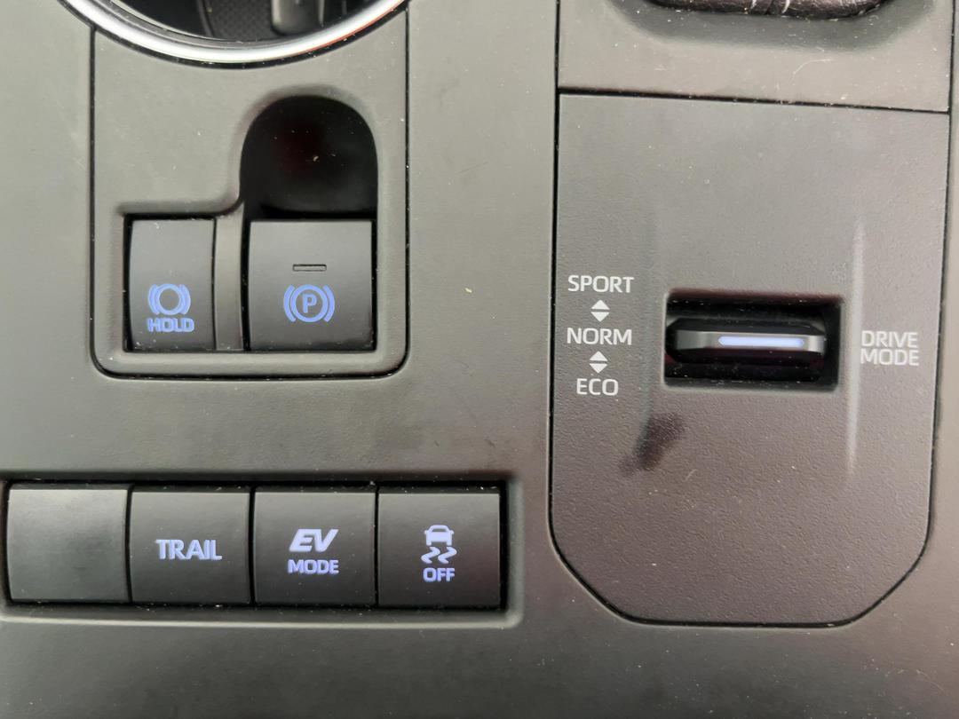 Photo '27' of Toyota Highlander