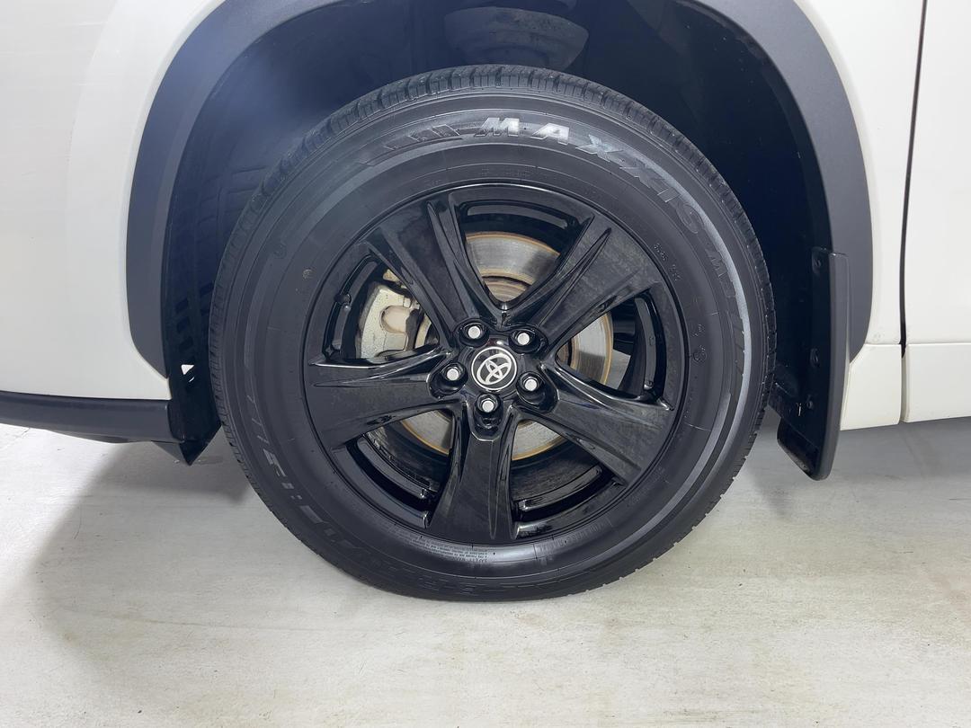 Photo '10' of Toyota Highlander