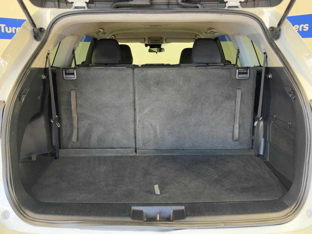 Photo '14' of Toyota Highlander