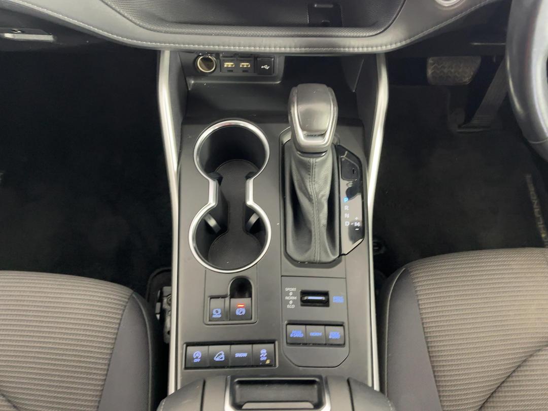 Photo '18' of Toyota Highlander