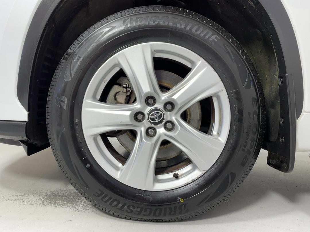 Photo '10' of Toyota Highlander