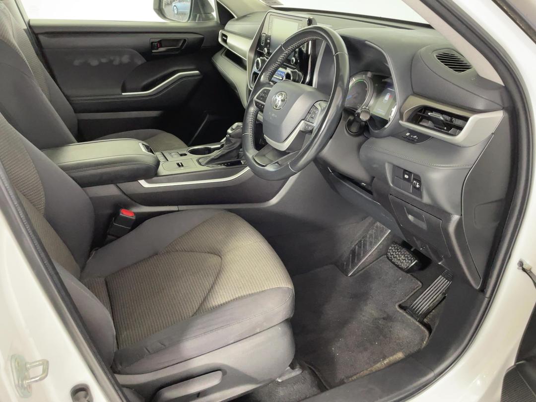 Photo '16' of Toyota Highlander