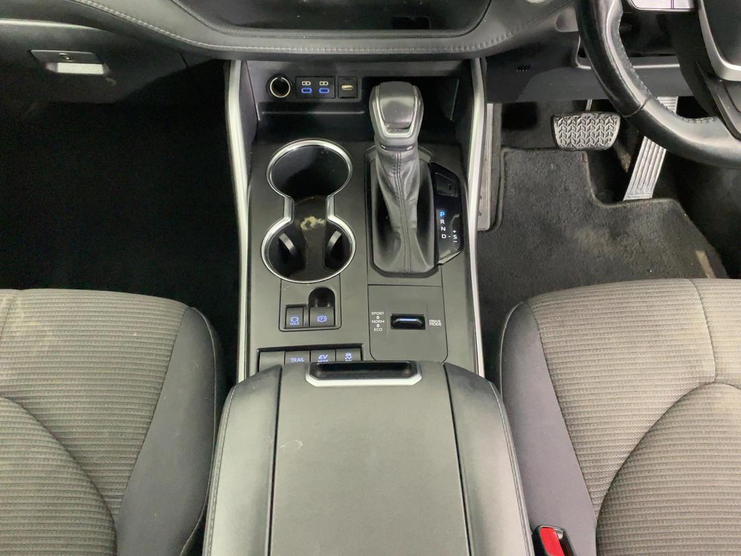 Photo '18' of Toyota Highlander