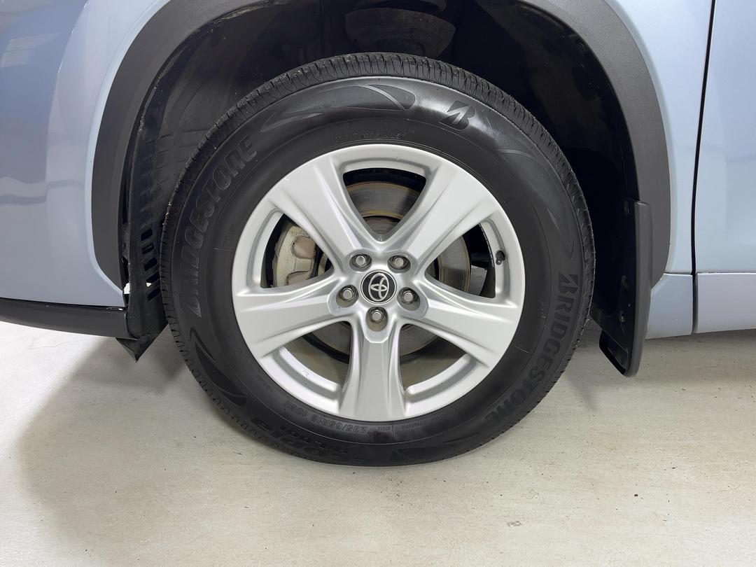 Photo '10' of Toyota Highlander