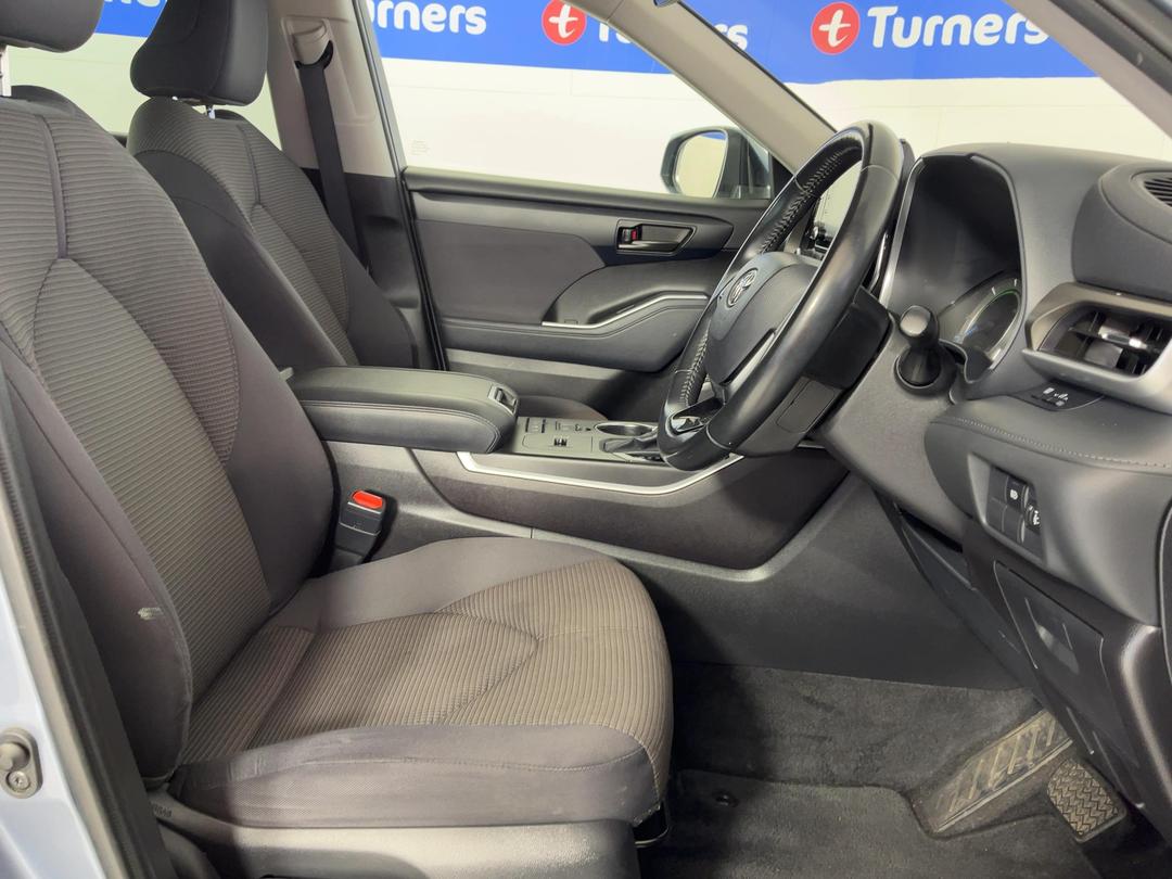 Photo '16' of Toyota Highlander