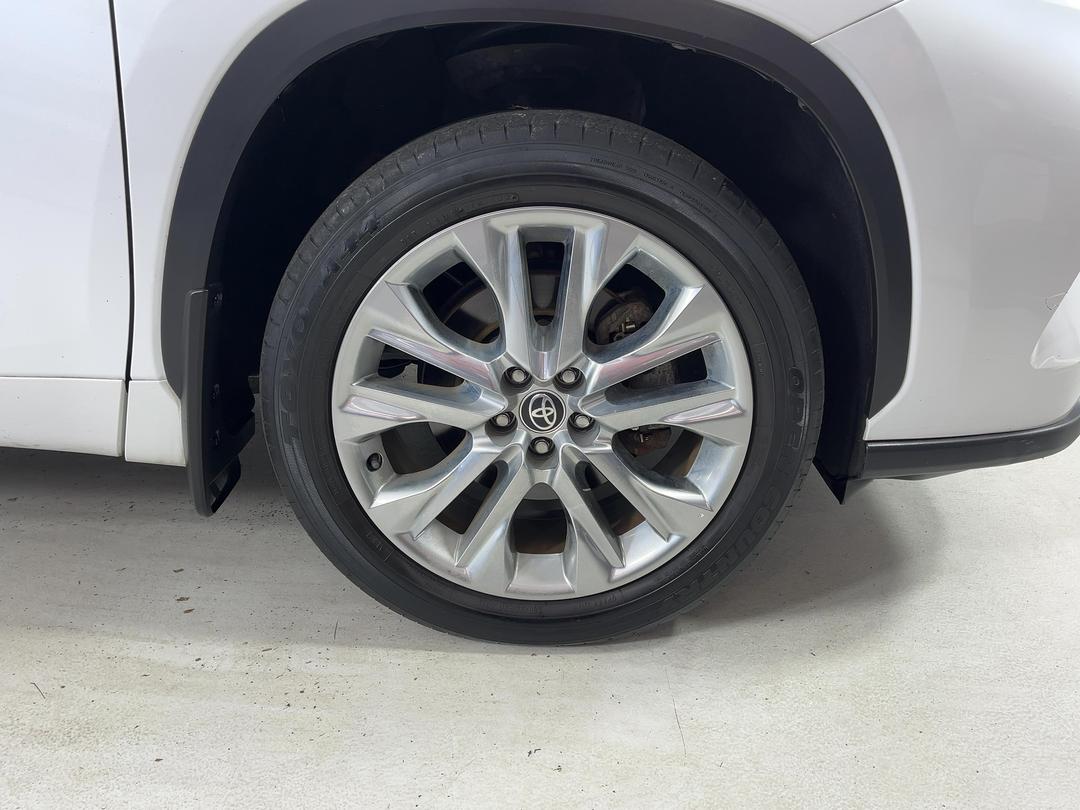 Photo '9' of Toyota Highlander