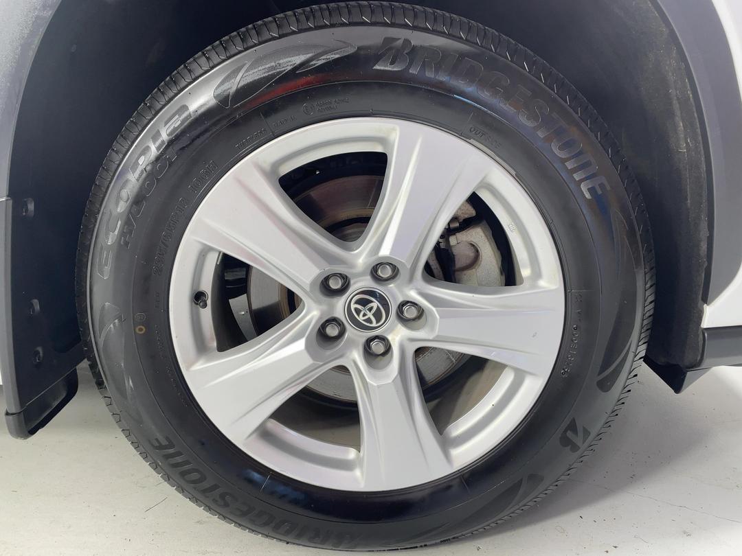 Photo '9' of Toyota Highlander