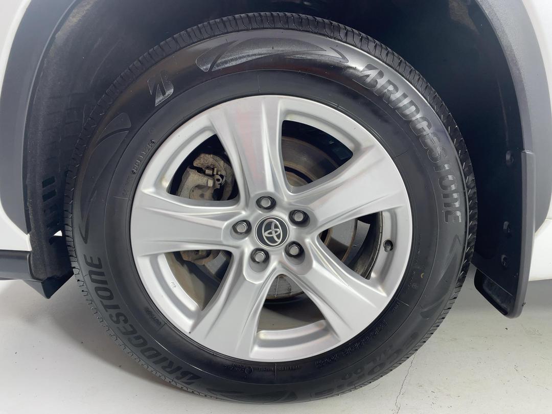 Photo '10' of Toyota Highlander