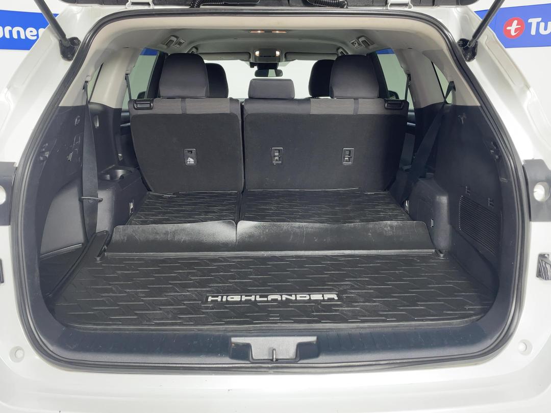 Photo '14' of Toyota Highlander
