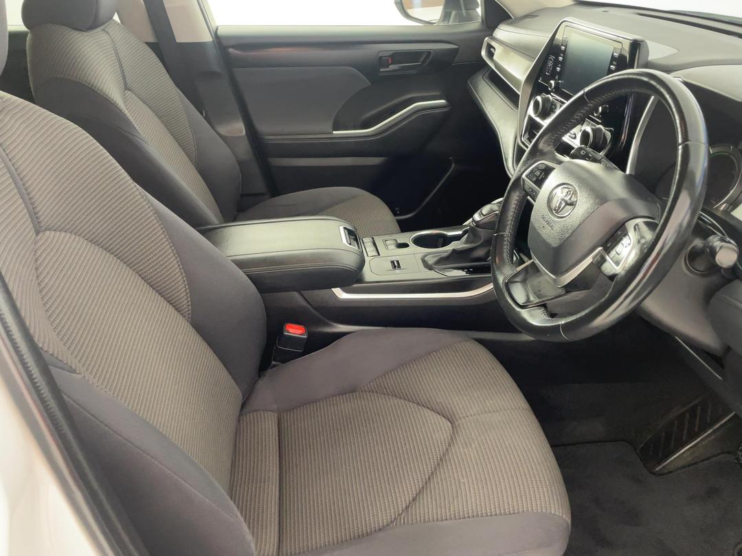 Photo '16' of Toyota Highlander