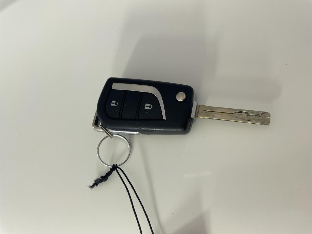 Photo '22' of Toyota Hilux