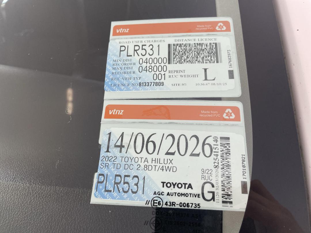 Photo '28' of Toyota Hilux