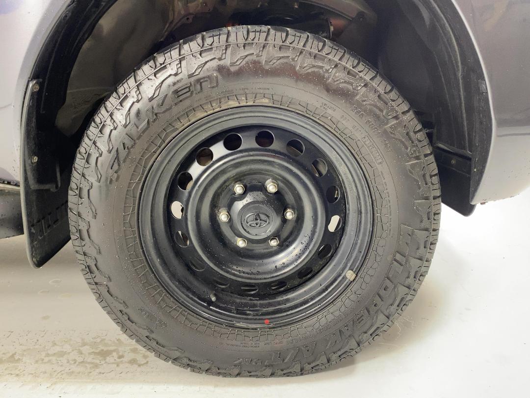 Photo '9' of Toyota Hilux