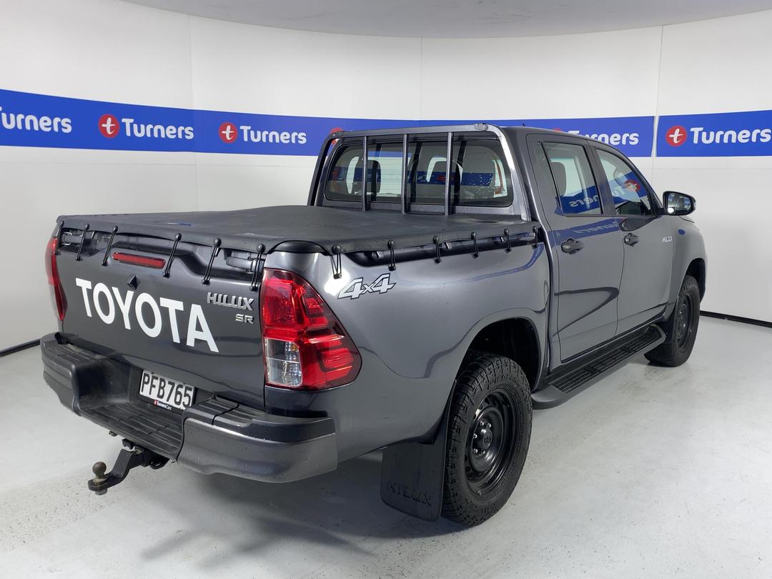 Photo '7' of Toyota Hilux