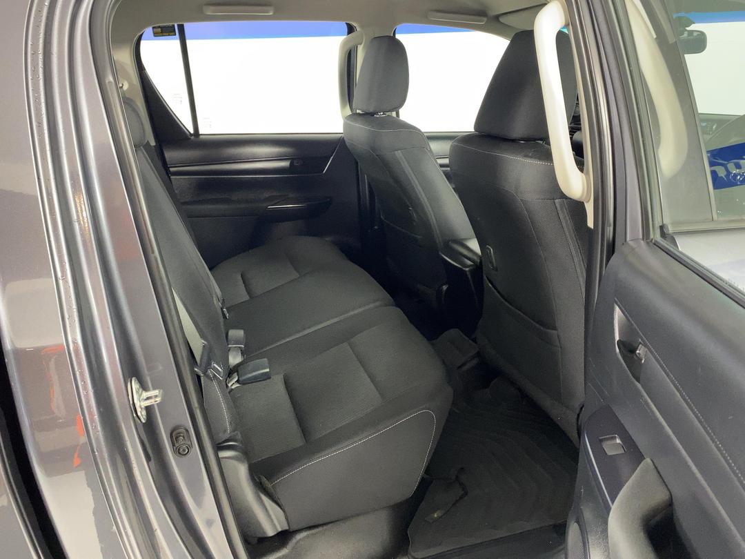 Photo '20' of Toyota Hilux
