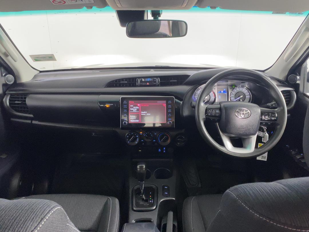 Photo '17' of Toyota Hilux