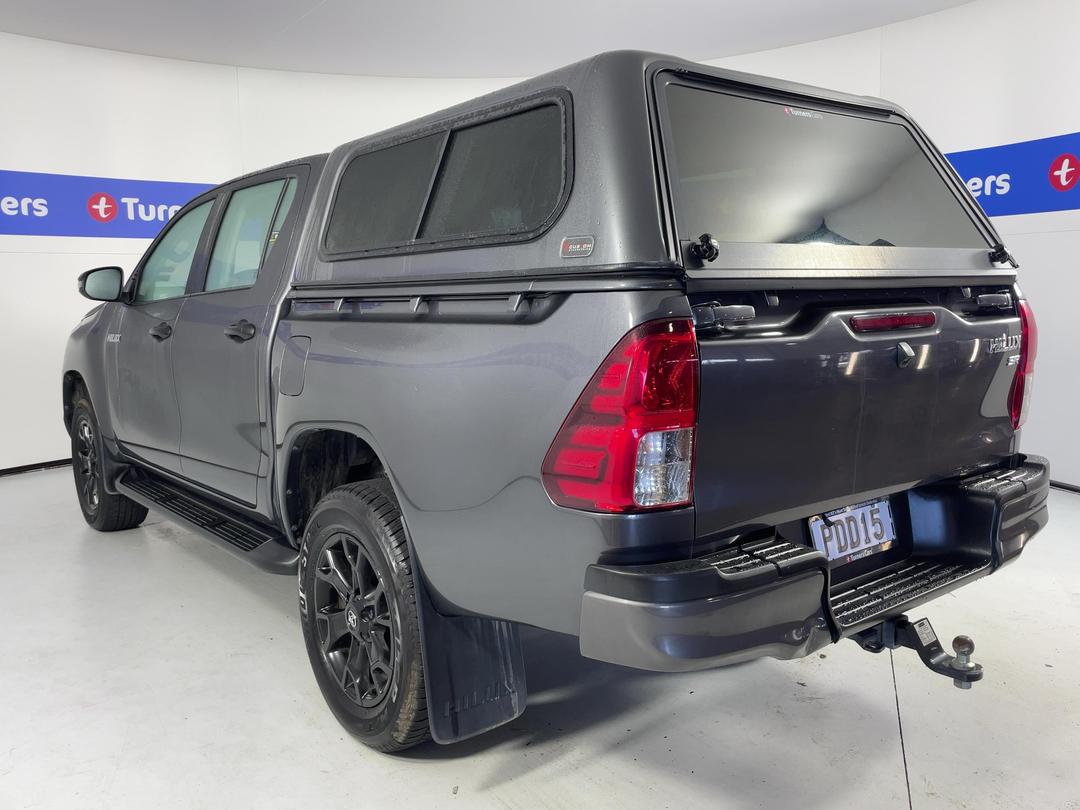 Photo '5' of Toyota Hilux