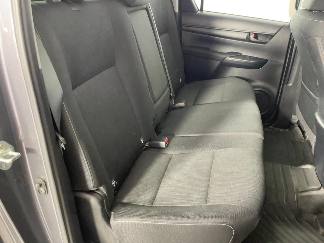 Photo '20' of Toyota Hilux