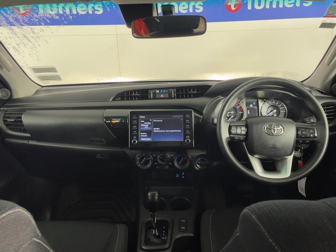 Photo '17' of Toyota Hilux