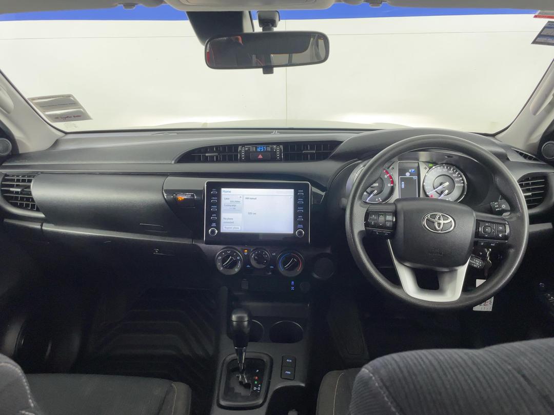 Photo '17' of Toyota Hilux