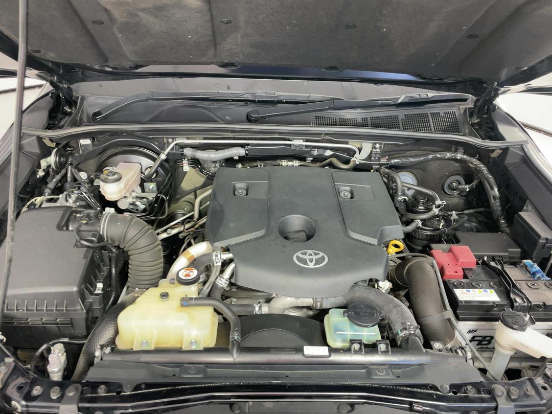 Photo '13' of Toyota Hilux