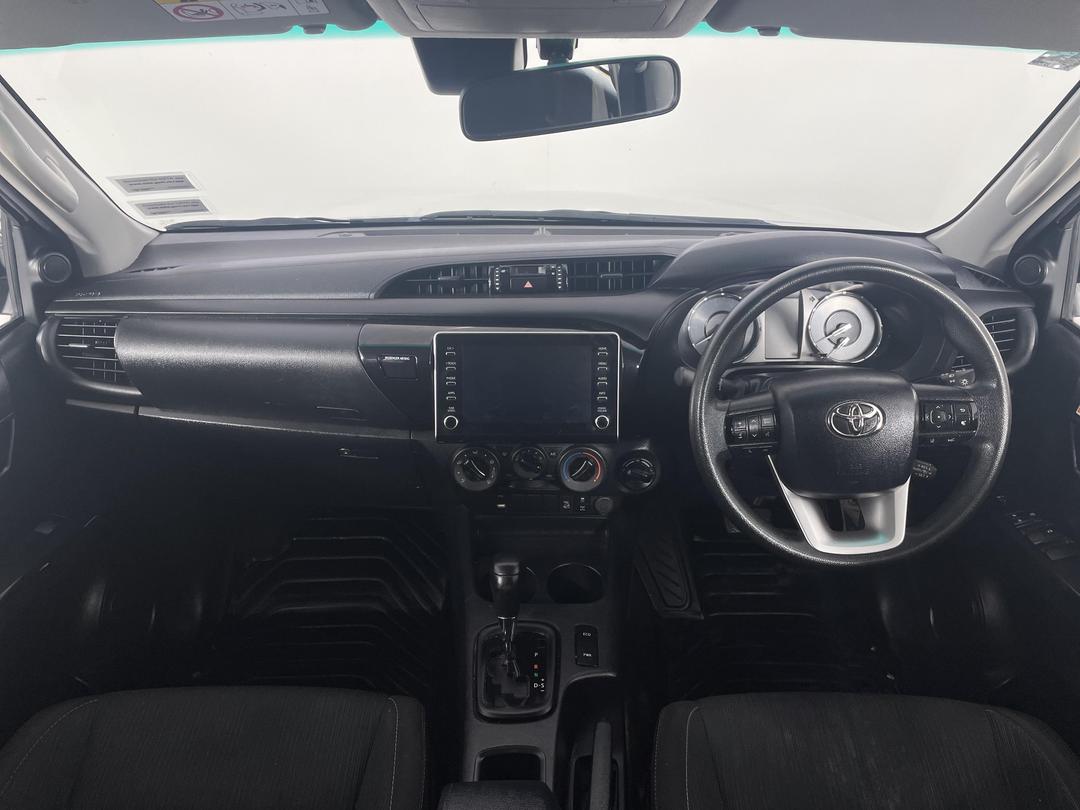 Photo '17' of Toyota Hilux