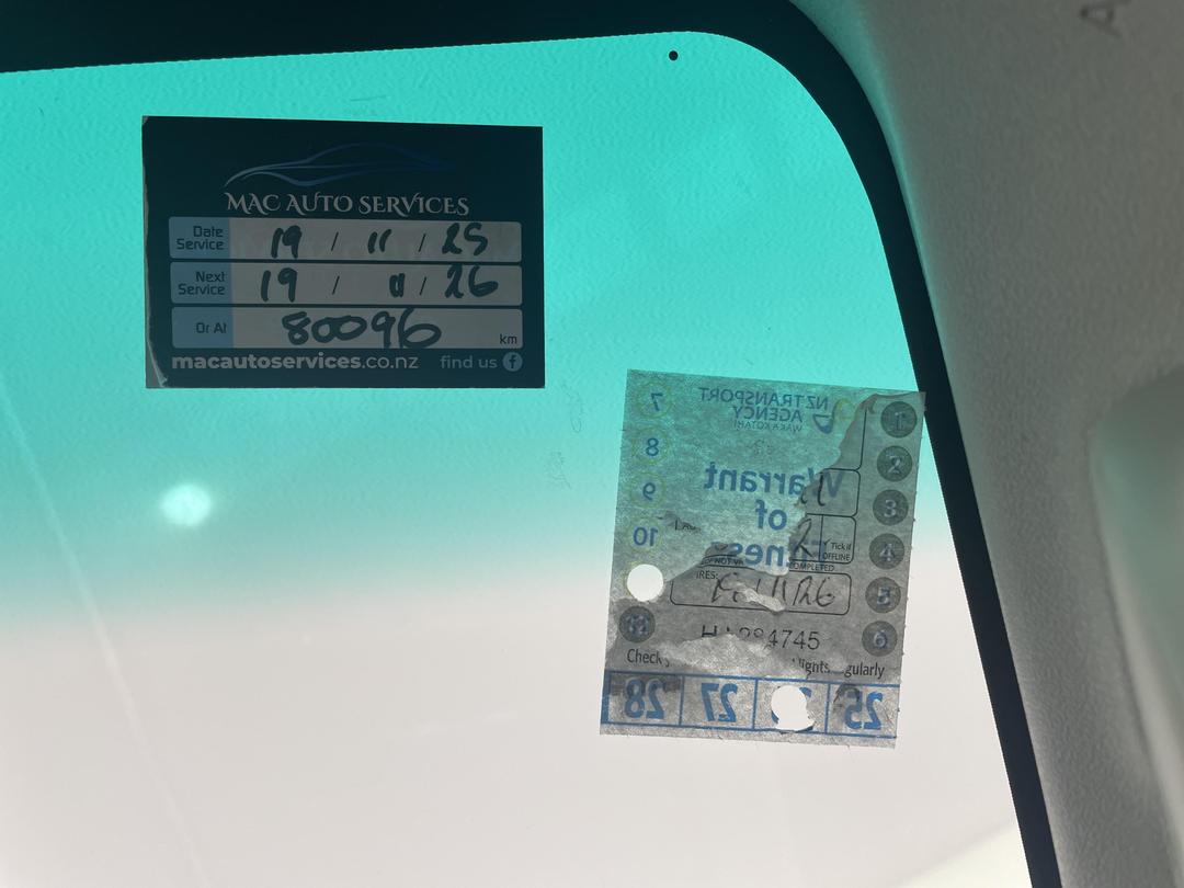 Photo '29' of Toyota Hilux