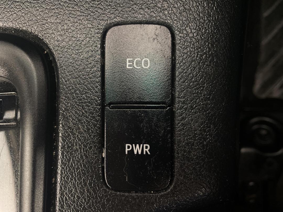 Photo '26' of Toyota Hilux