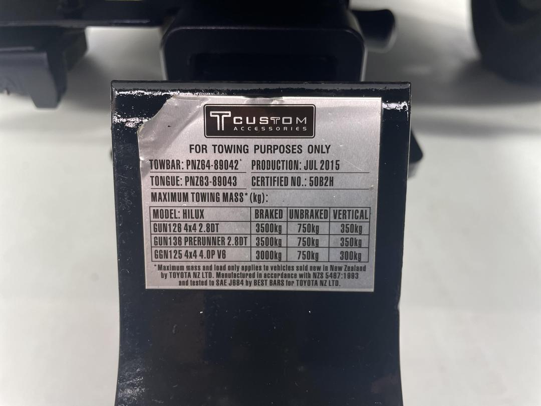 Photo '28' of Toyota Hilux