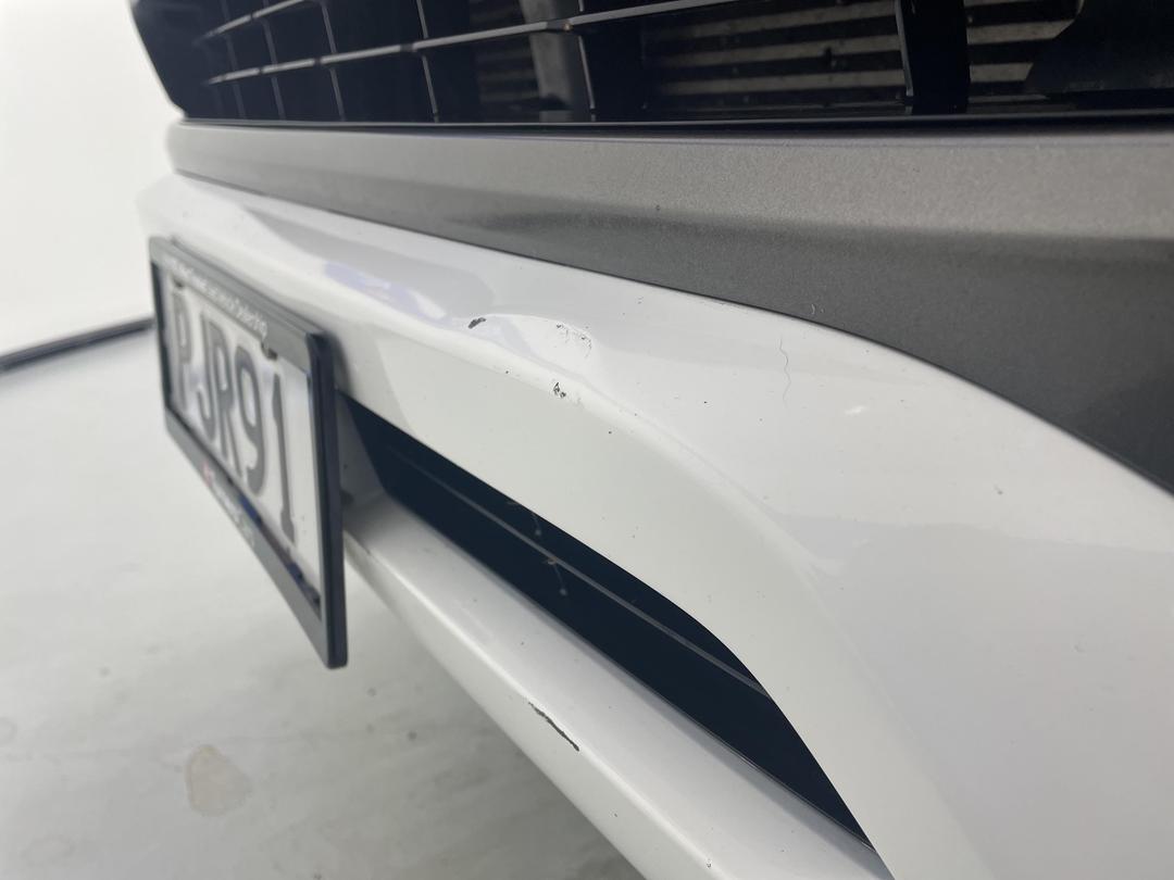 Photo '31' of Toyota Hilux