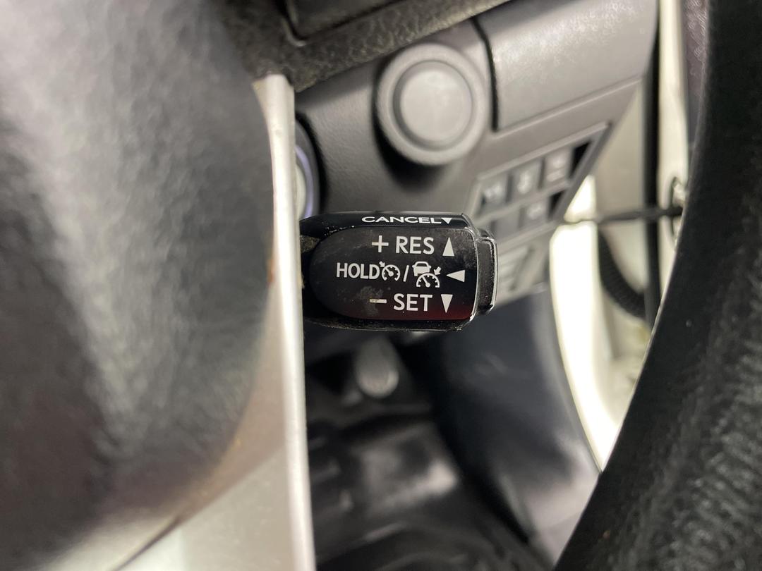 Photo '23' of Toyota Hilux