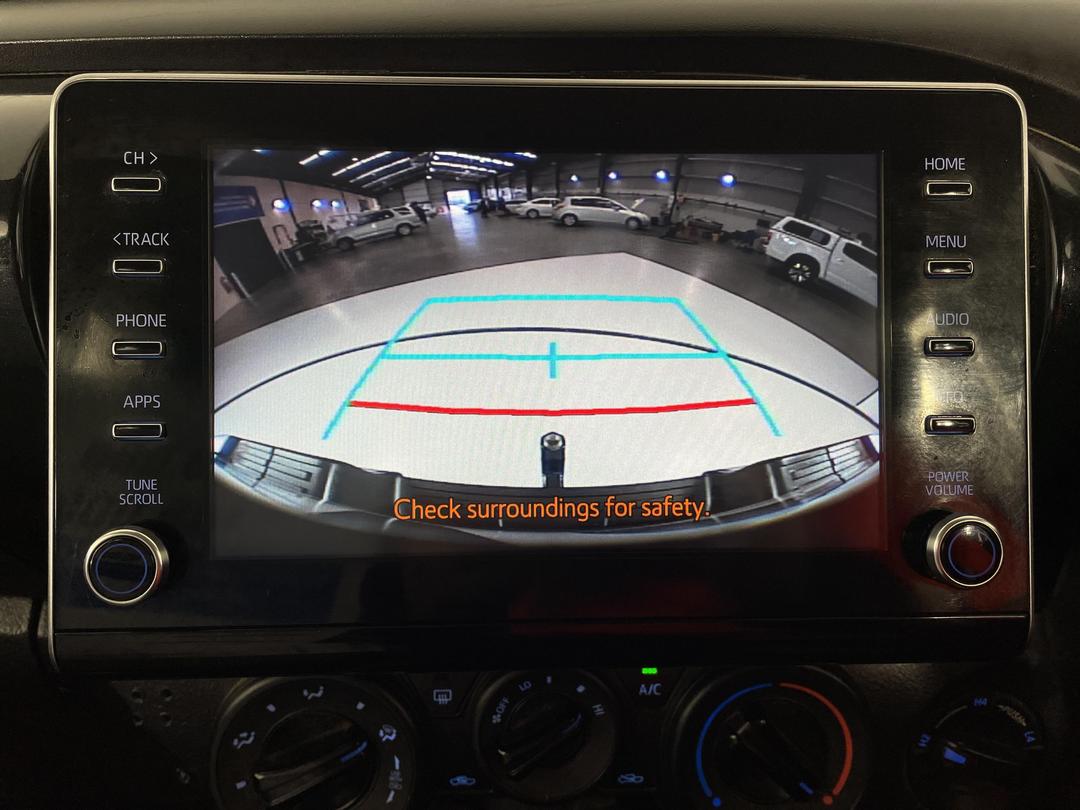 Photo '29' of Toyota Hilux