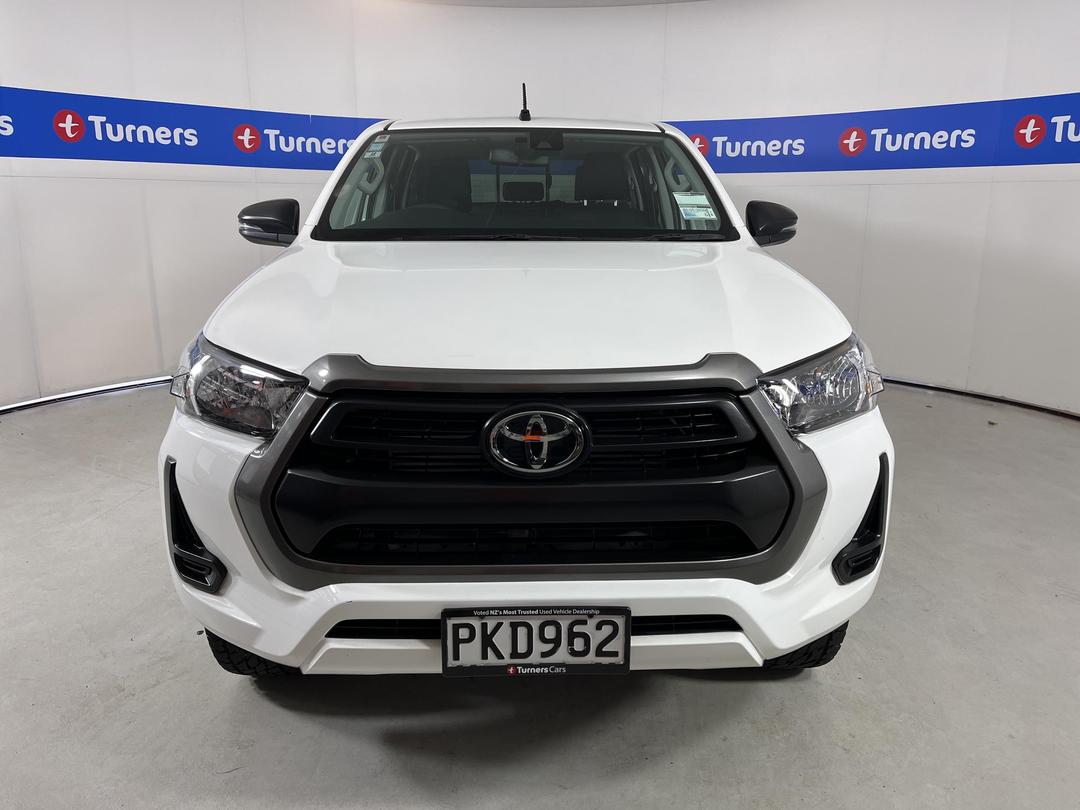 Photo '2' of Toyota Hilux