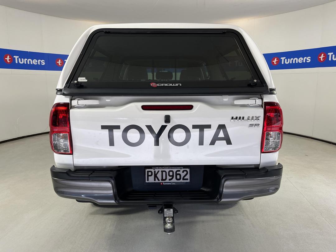 Photo '6' of Toyota Hilux